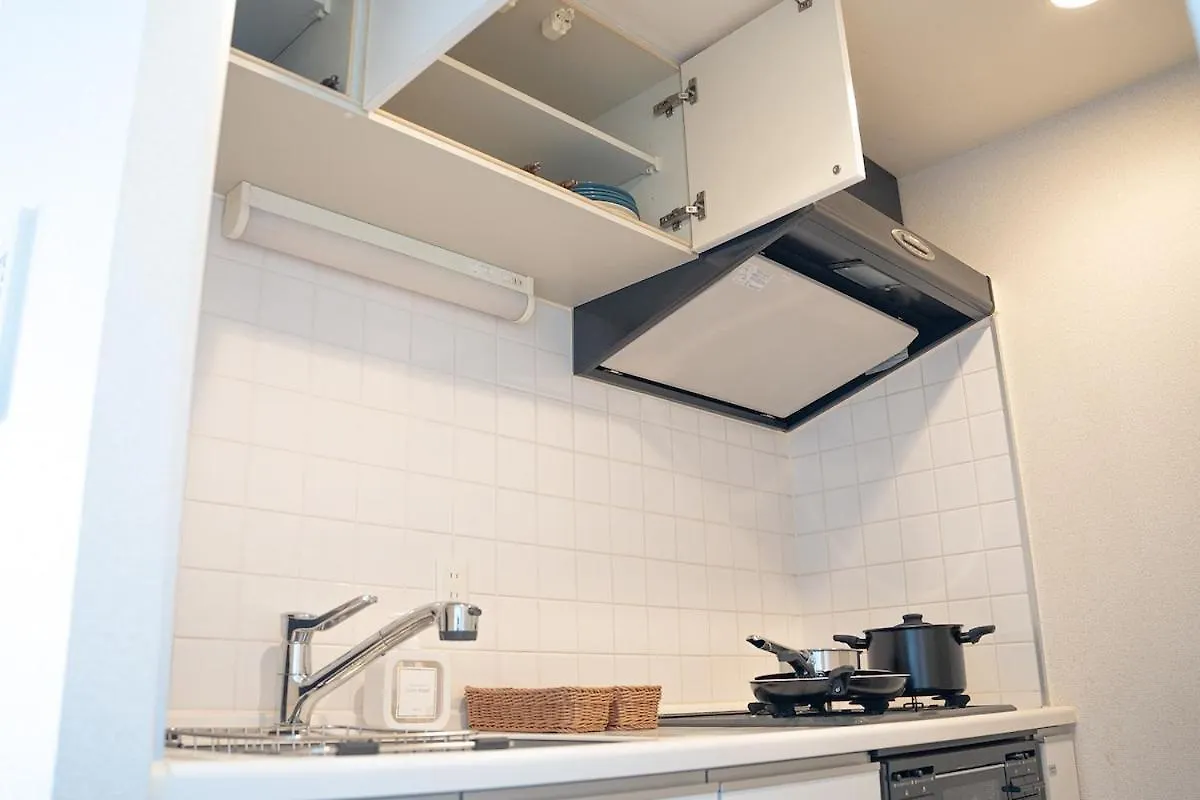 Kinshicho Sky View: Prime Location with Projector & Wi-Fi Apartment Tokyo 0*,  Japan