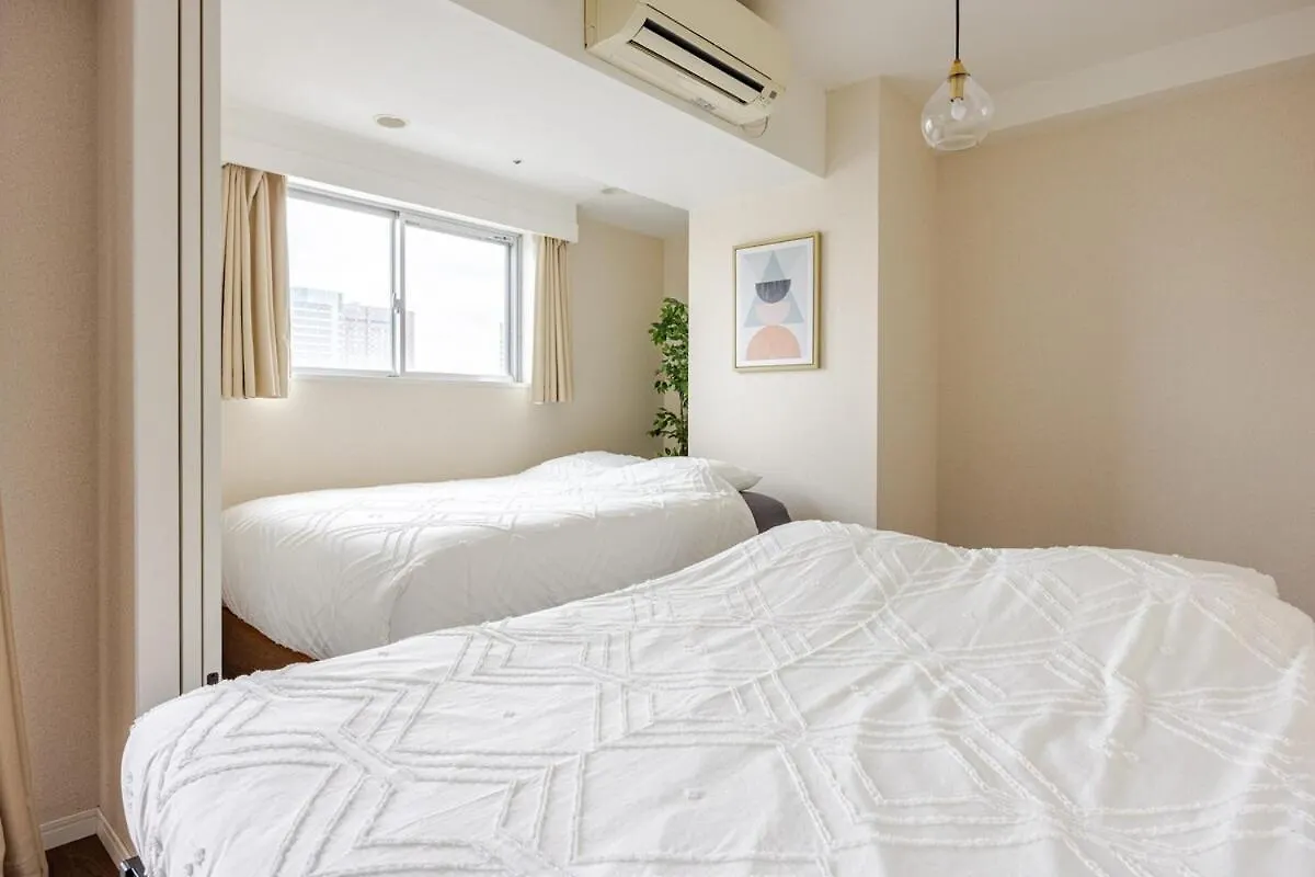Kinshicho Sky View: Prime Location with Projector & Wi-Fi Apartment Tokyo 0*,  Japan